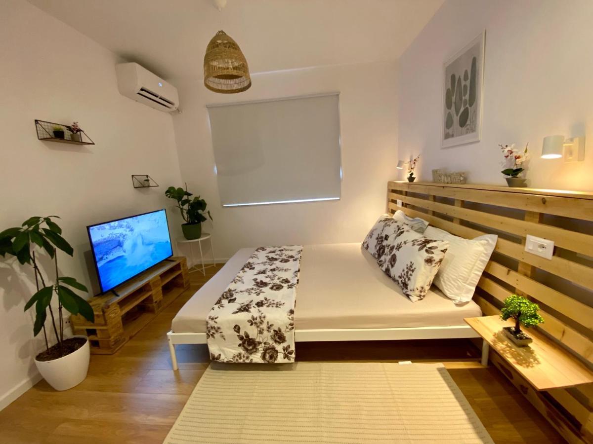 Lucas Central Oasis Studios Tiranë Eksteriør bilde