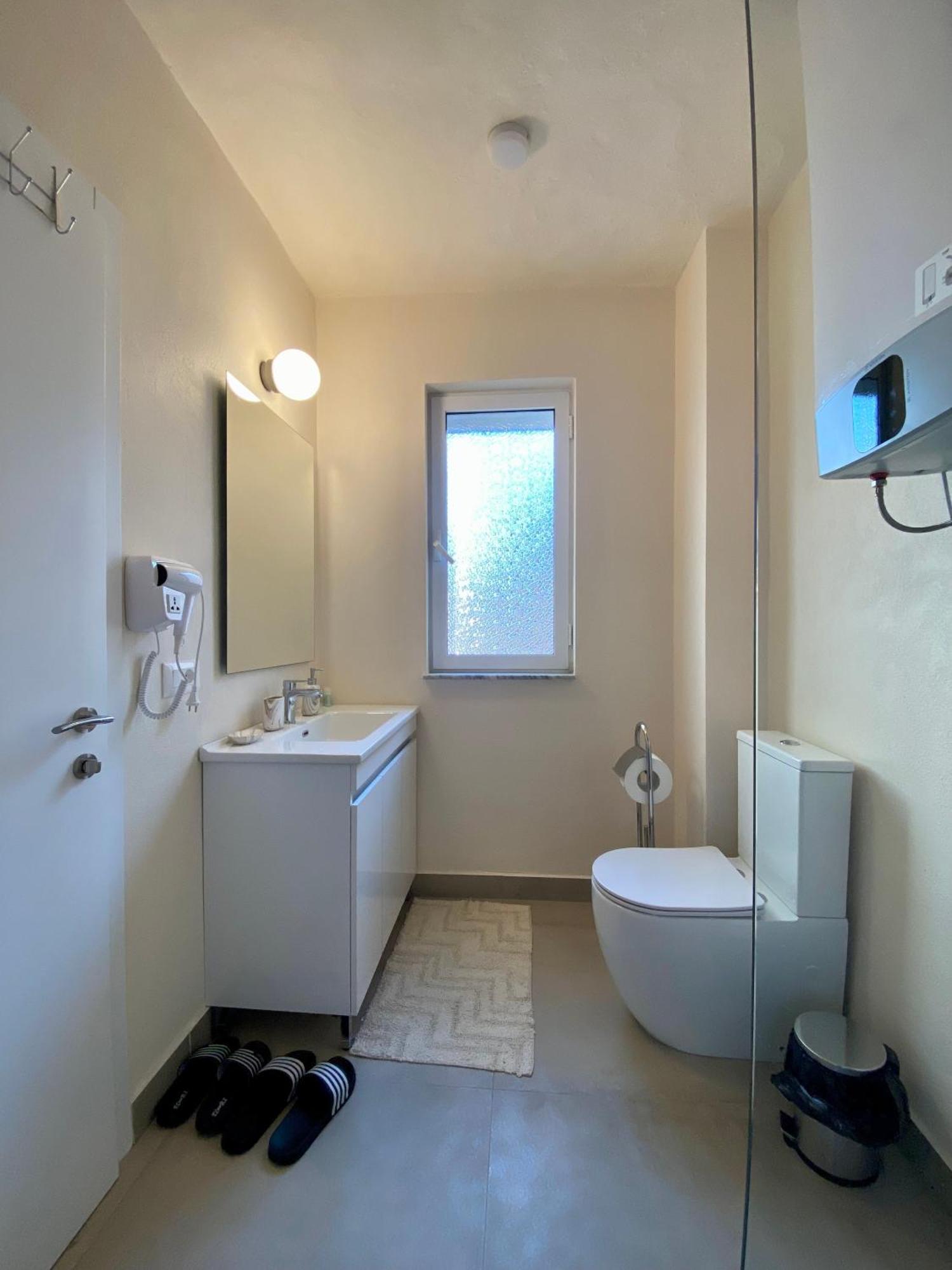 Lucas Central Oasis Studios Tiranë Eksteriør bilde